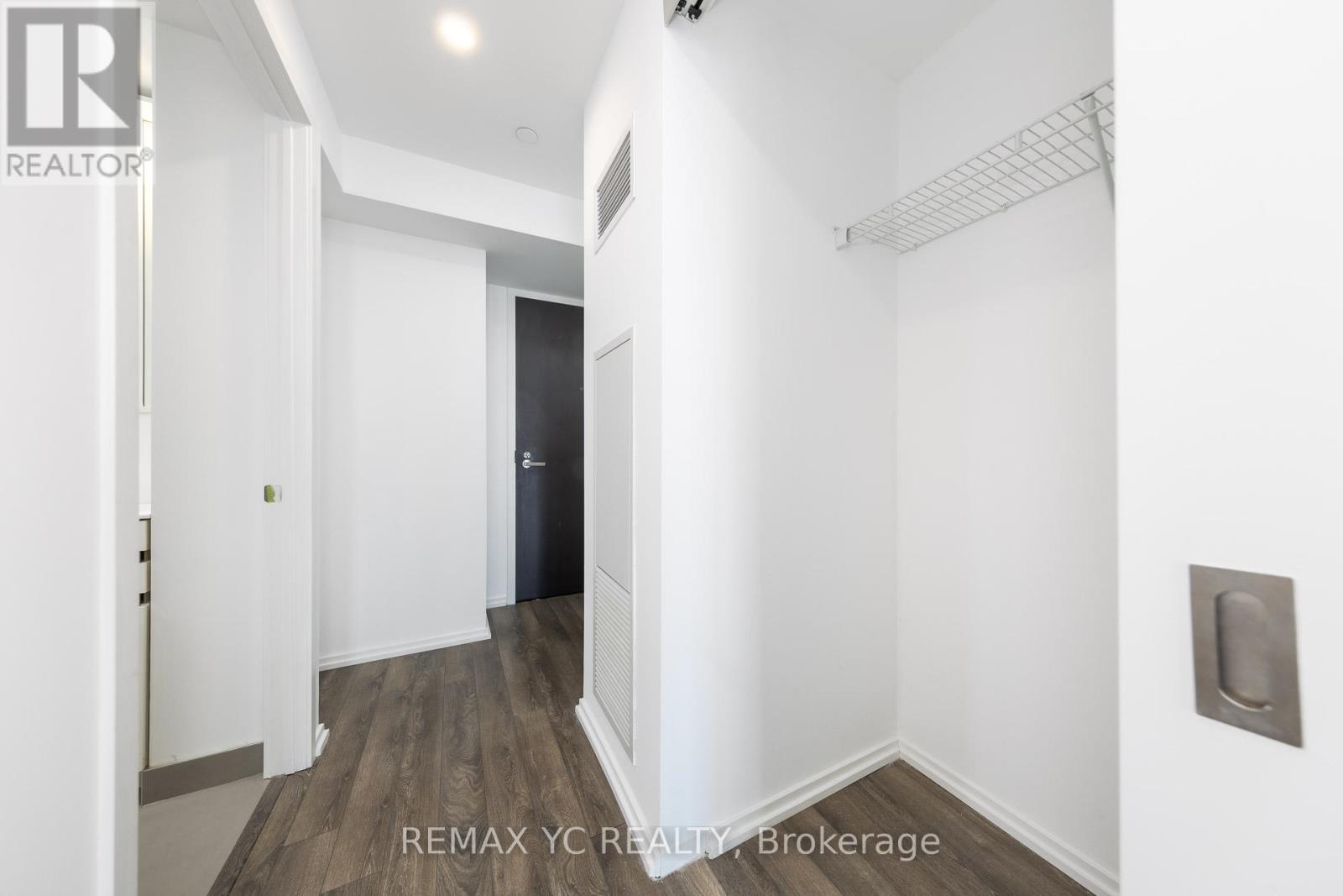 4404 - 197 YONGE STREET — photo 12