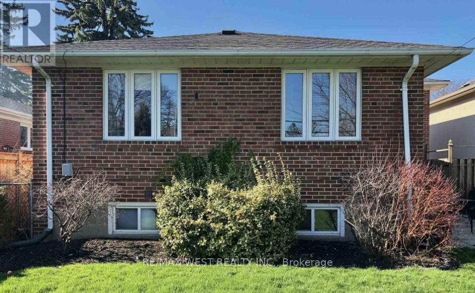17 SAYBROOK AVENUE — photo 37