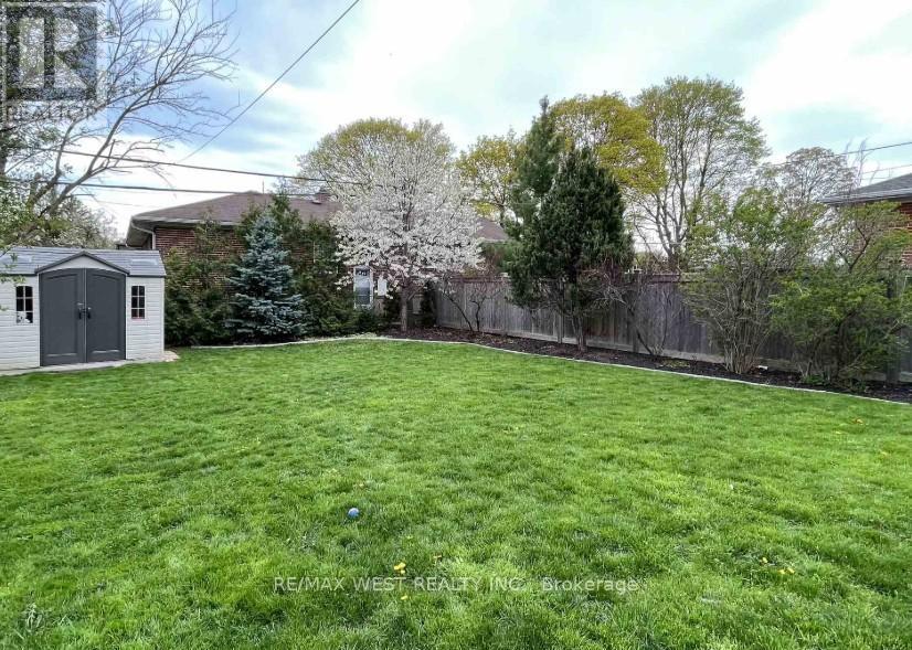 17 SAYBROOK AVENUE — photo 36