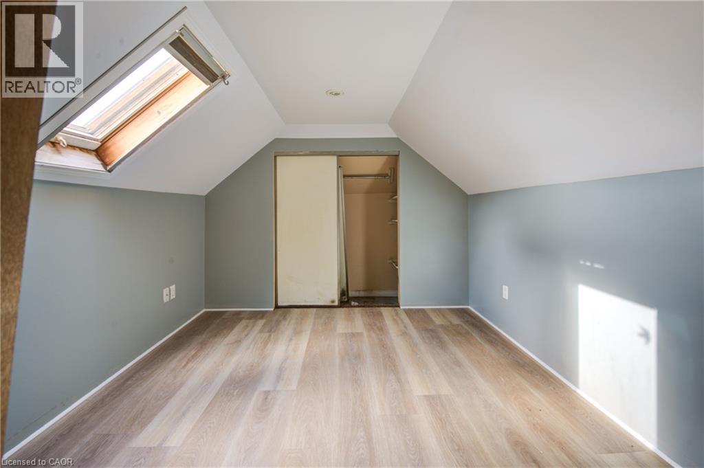 1 RATHGAR Street, London, Ontario, N5Z1Y3 — Photo 18