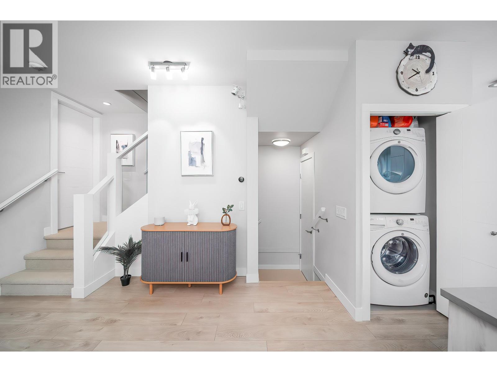 #10-4991 NO. 5 Road, Richmond