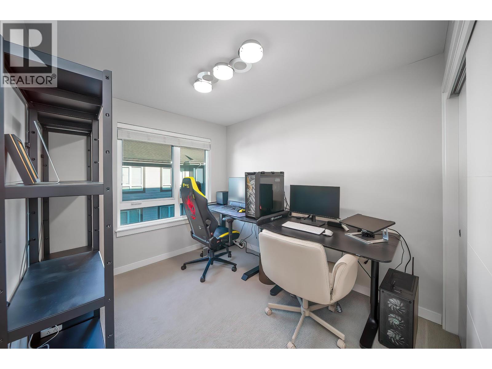 #10-4991 NO. 5 Road, Richmond