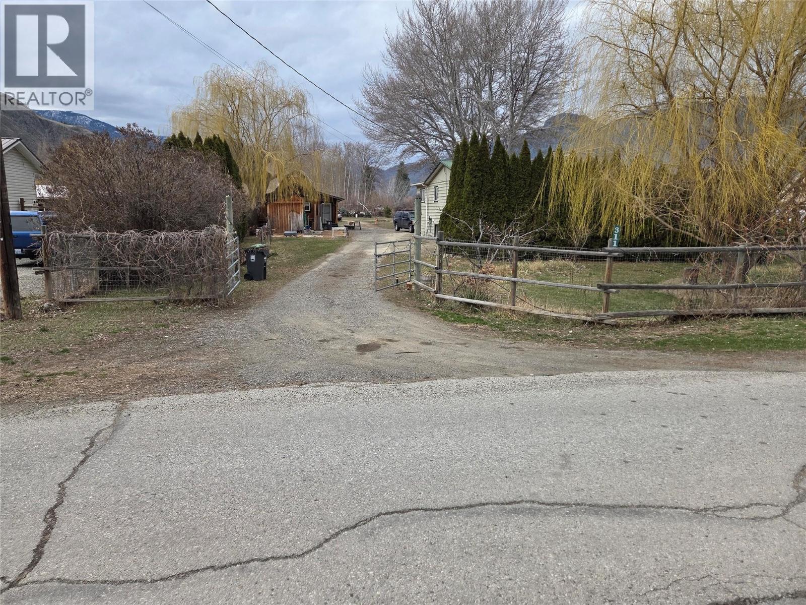 311 Coulthard Road - 3