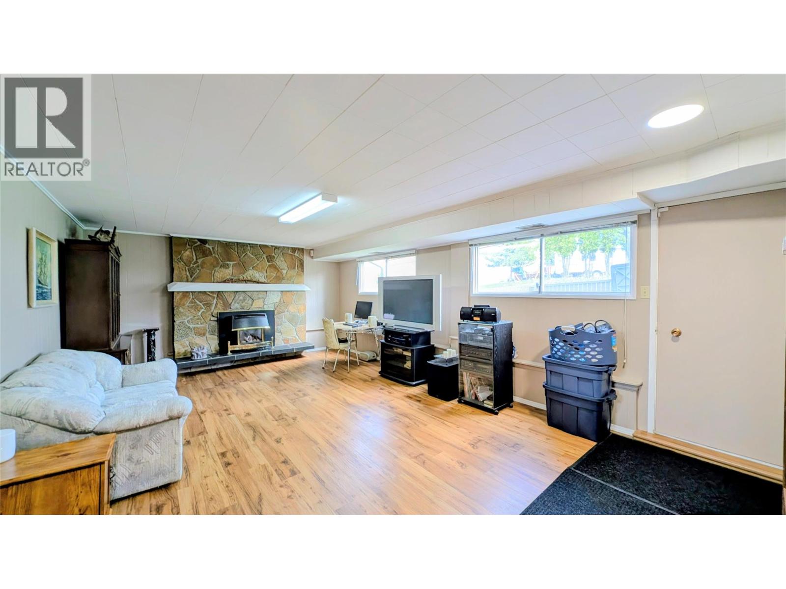 1412 3rd Avenue S - 22