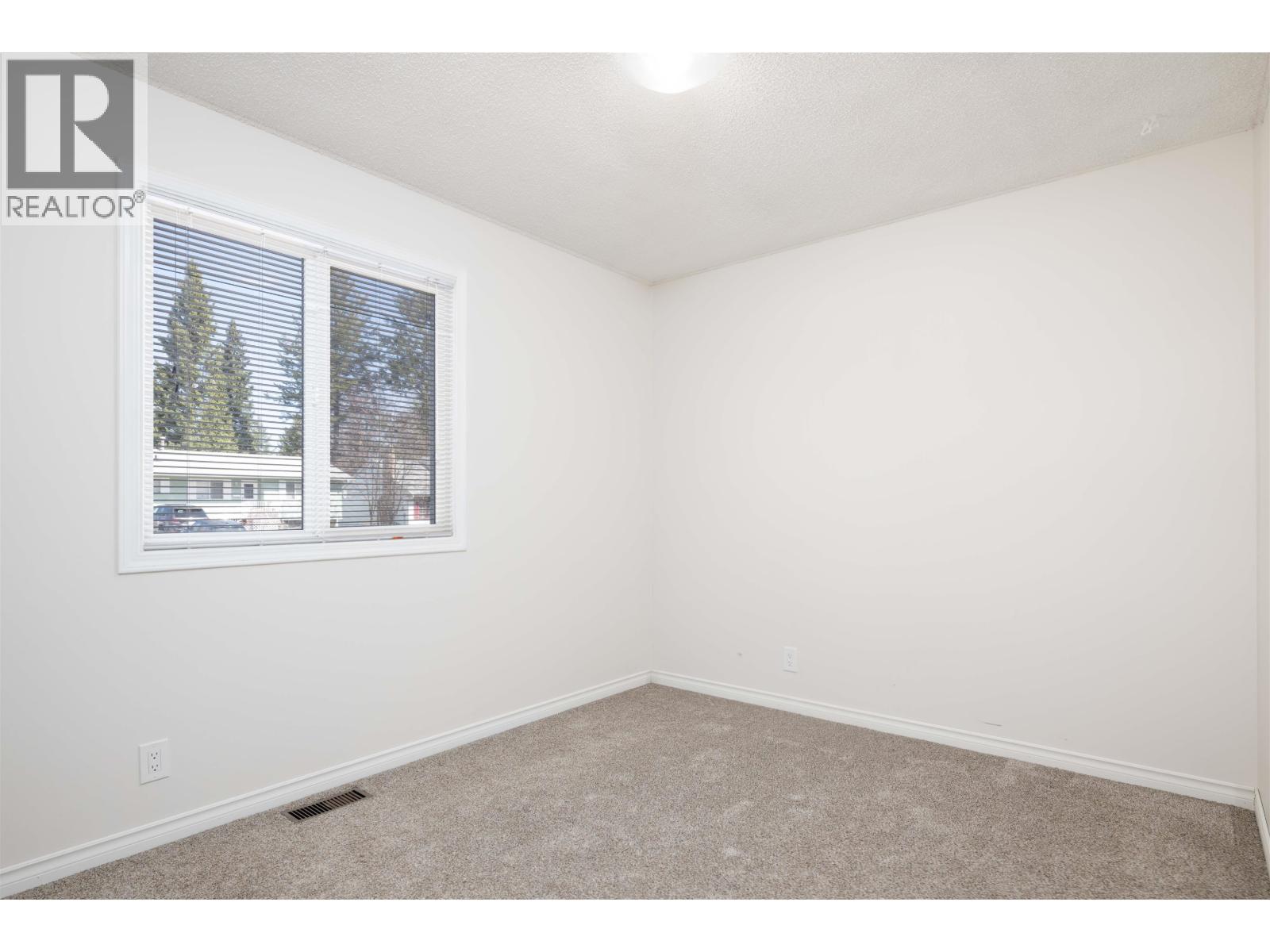 7781 LANCASTER CRESCENT - 21