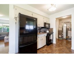 15675 40th Avenue, Surrey, BC V3Z1E6 Photo 18
