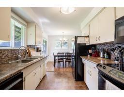 15675 40th Avenue, Surrey, BC V3Z1E6 Photo 32
