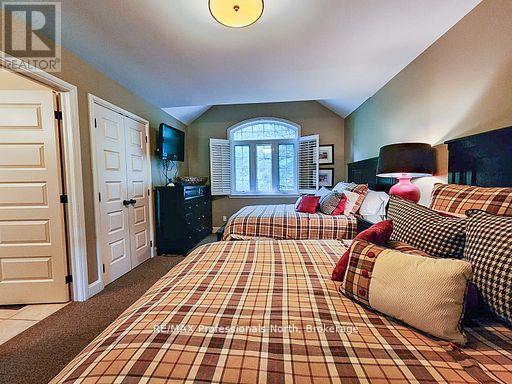 SANDFIELD 2, WEEK 10 - 3876 MUSKOKA ROAD 118 - Image 17
