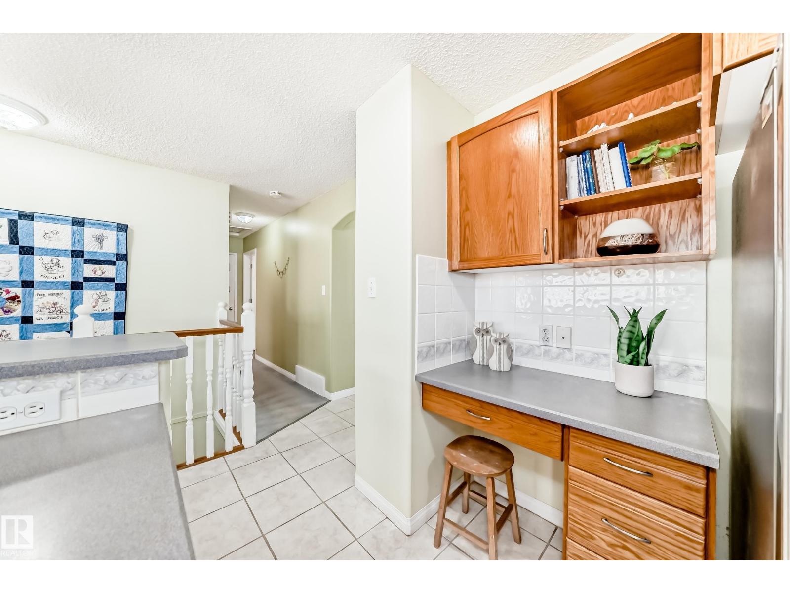 17 SPRINGFIELD CR, St. Albert