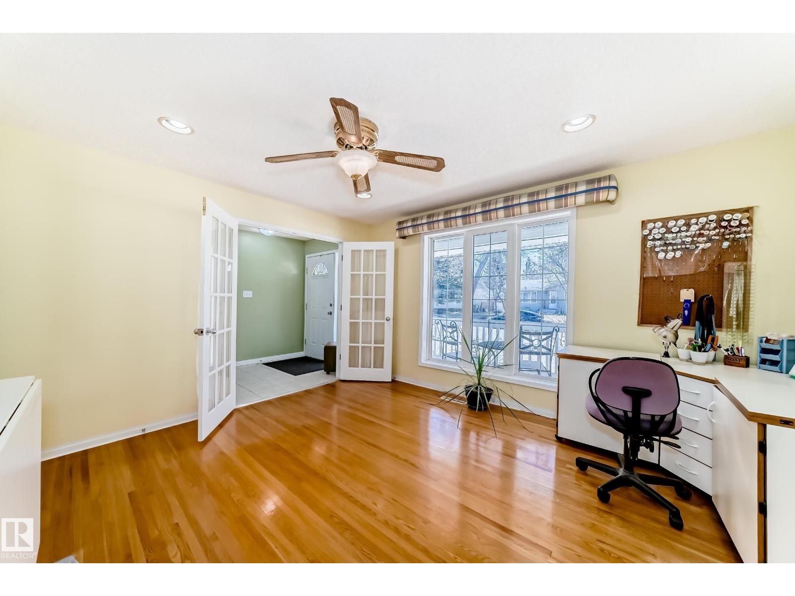 17 SPRINGFIELD CR, St. Albert