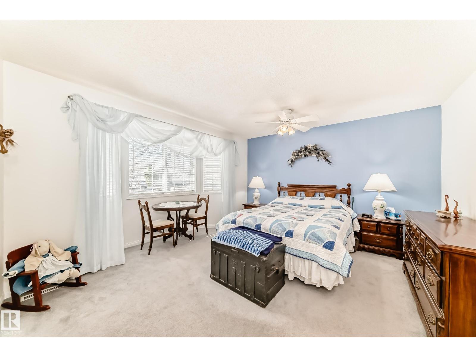 17 SPRINGFIELD CR, St. Albert