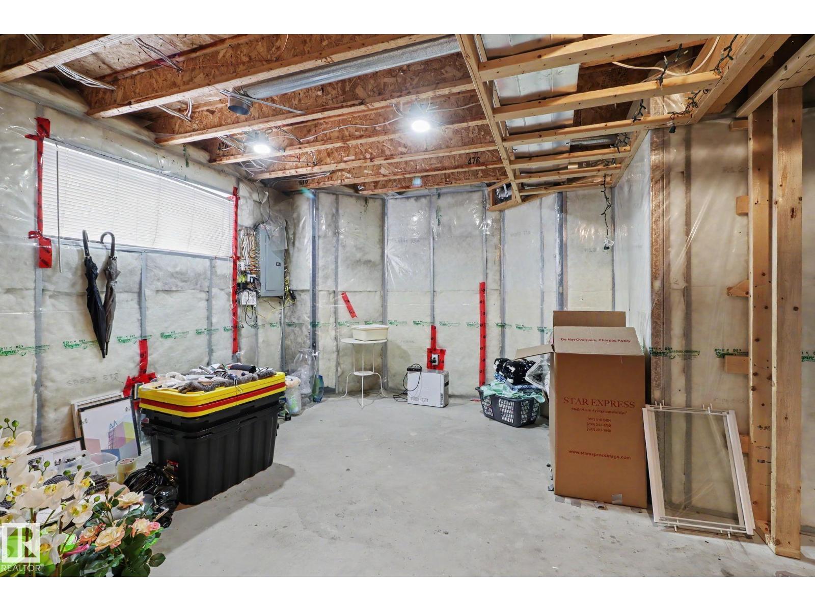 11633 167B AV NW, Edmonton