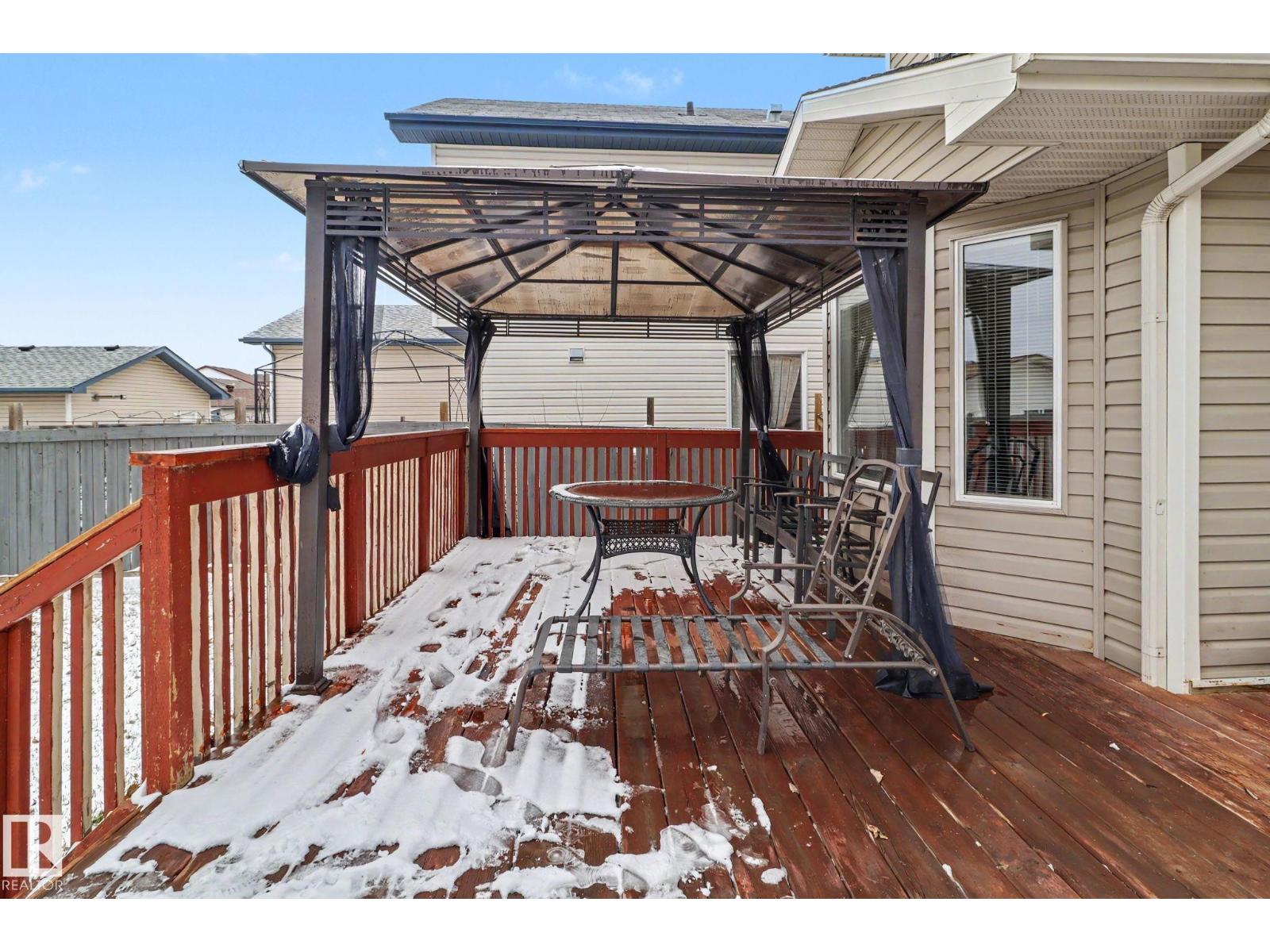 11633 167B AV NW, Edmonton