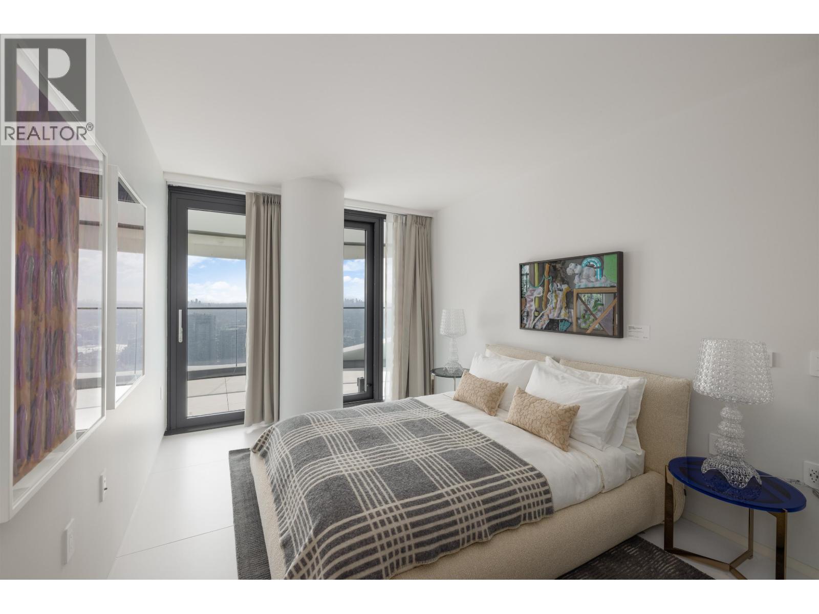 4604 1033 NELSON STREET, Vancouver