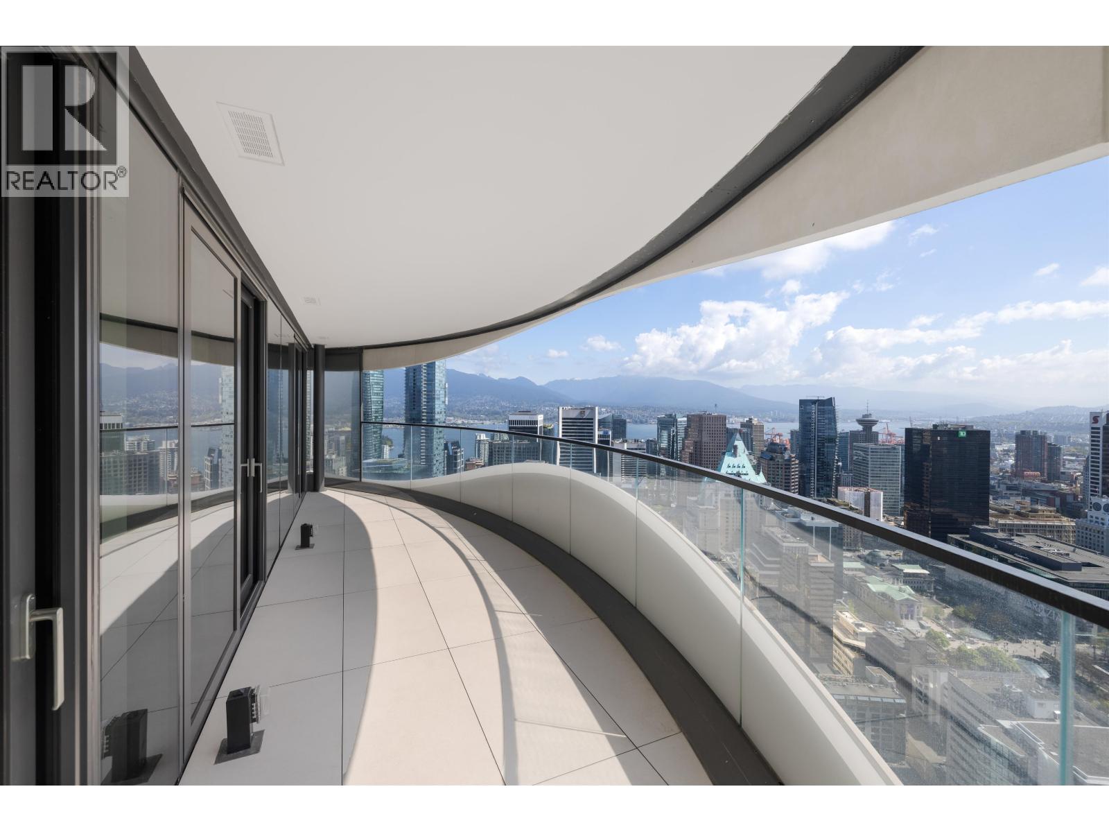 4604 1033 NELSON STREET, Vancouver