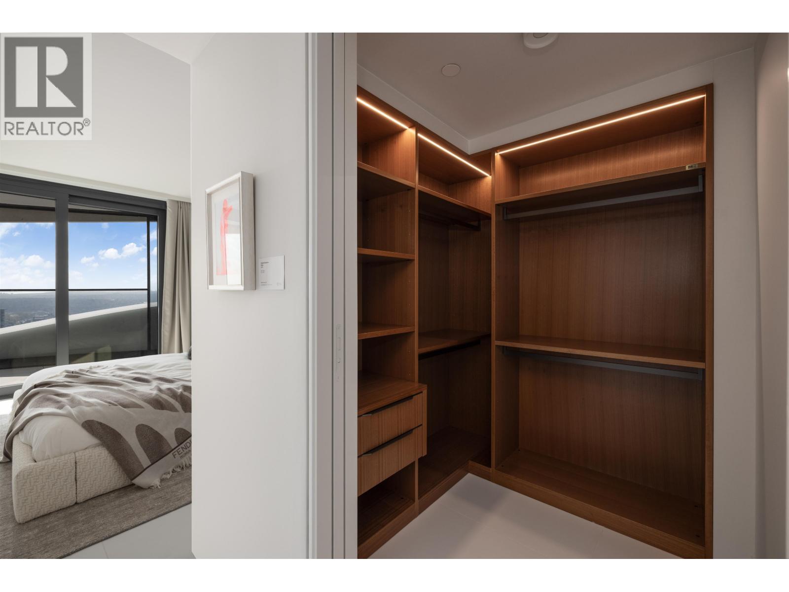 4604 1033 NELSON STREET, Vancouver