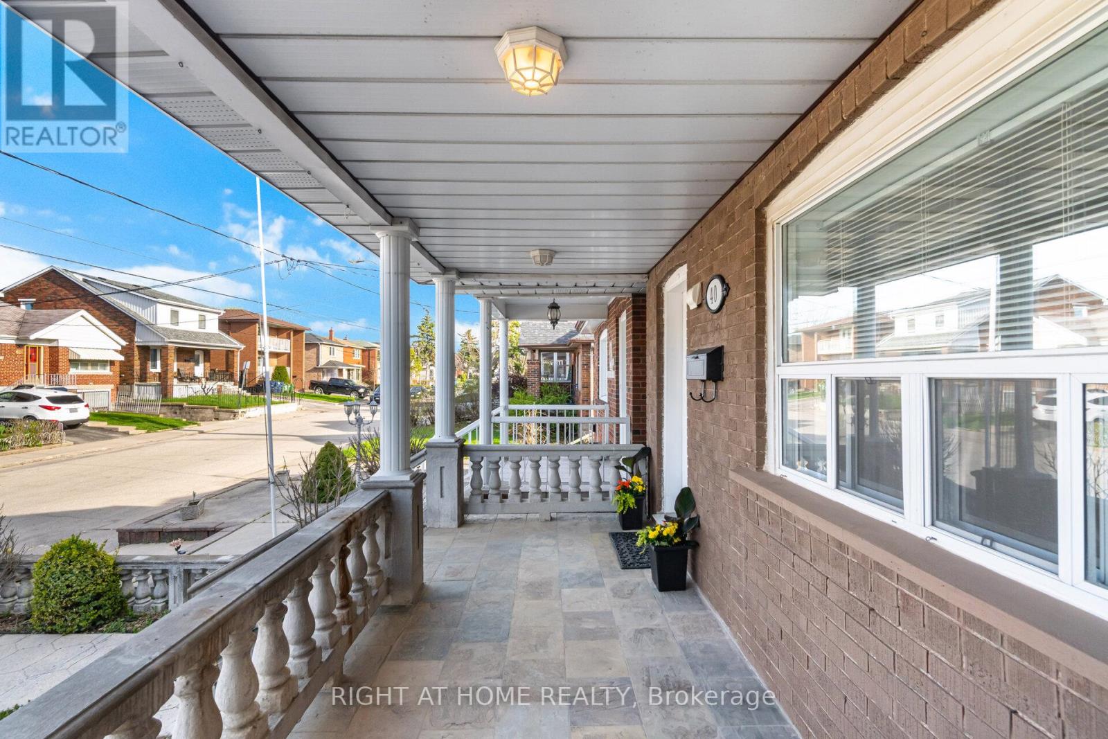 40 SANDERSTEAD AVENUE - 6