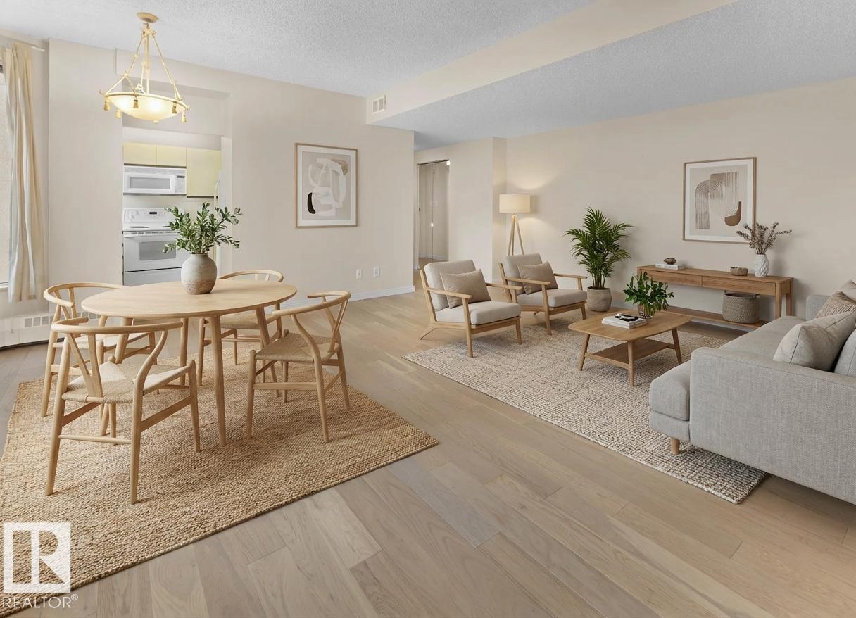 #201 11826 100 AV NW, Edmonton