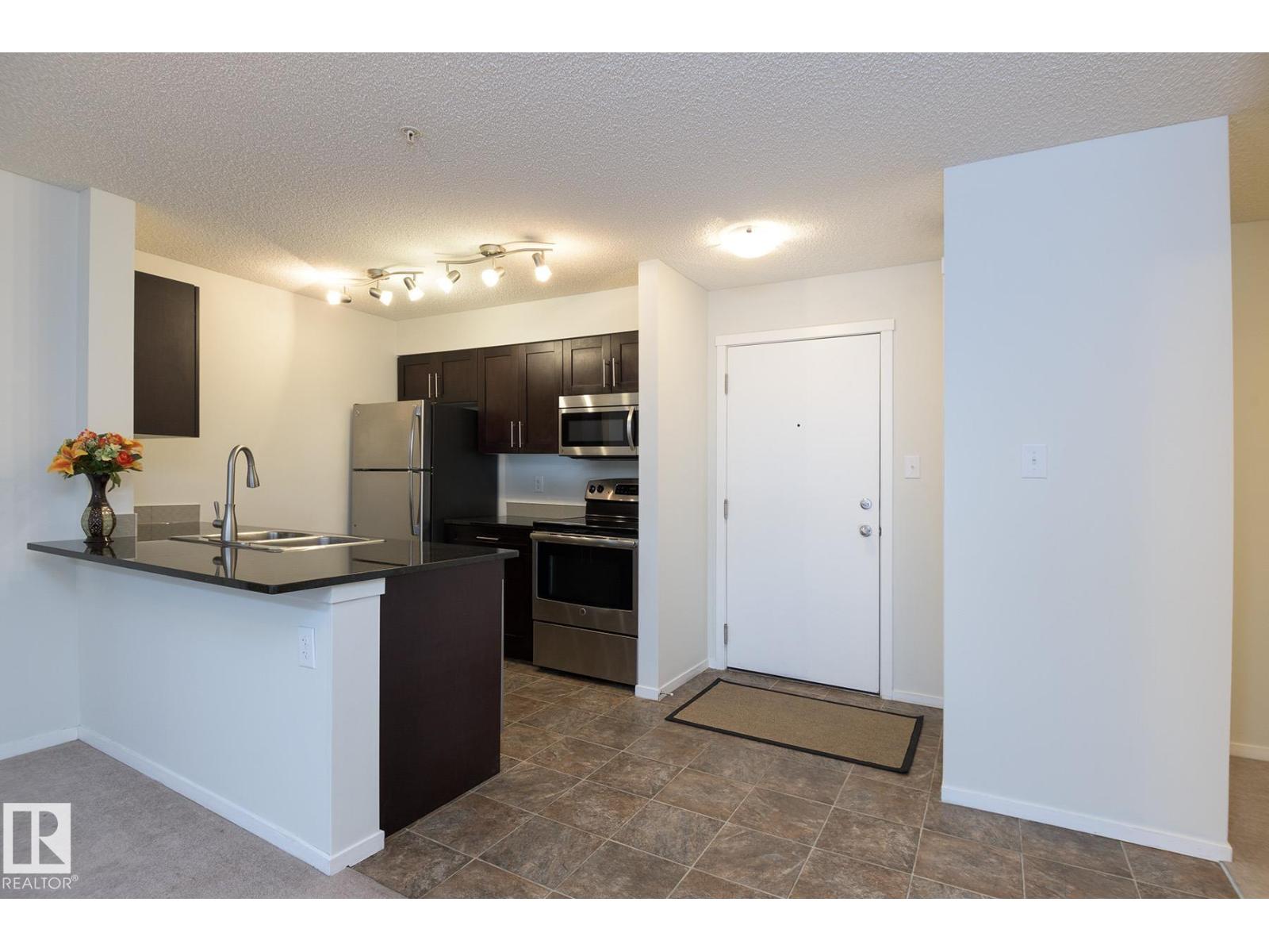 #111 25 ELEMENT DR, St. Albert