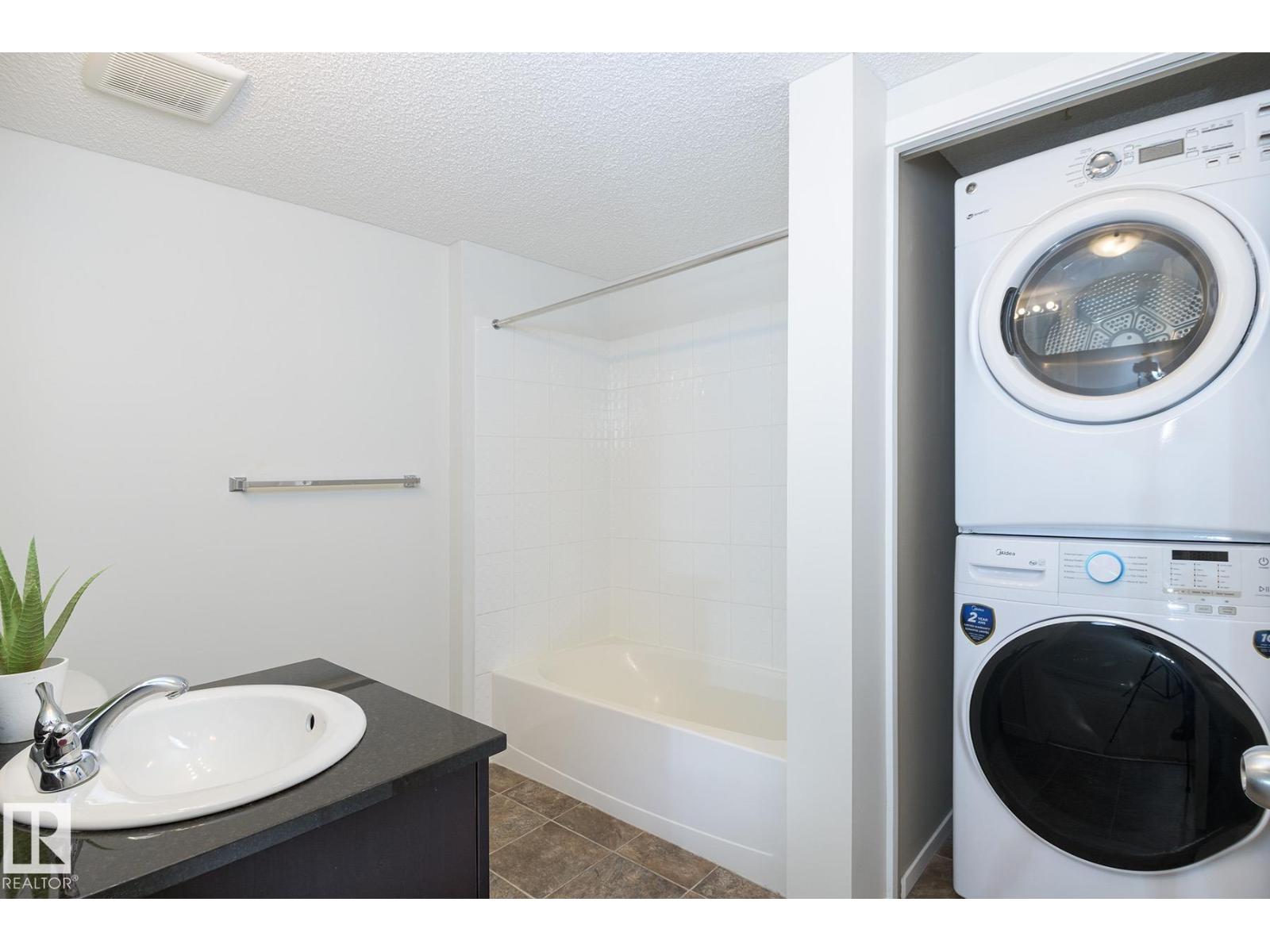 #111 25 ELEMENT DR, St. Albert