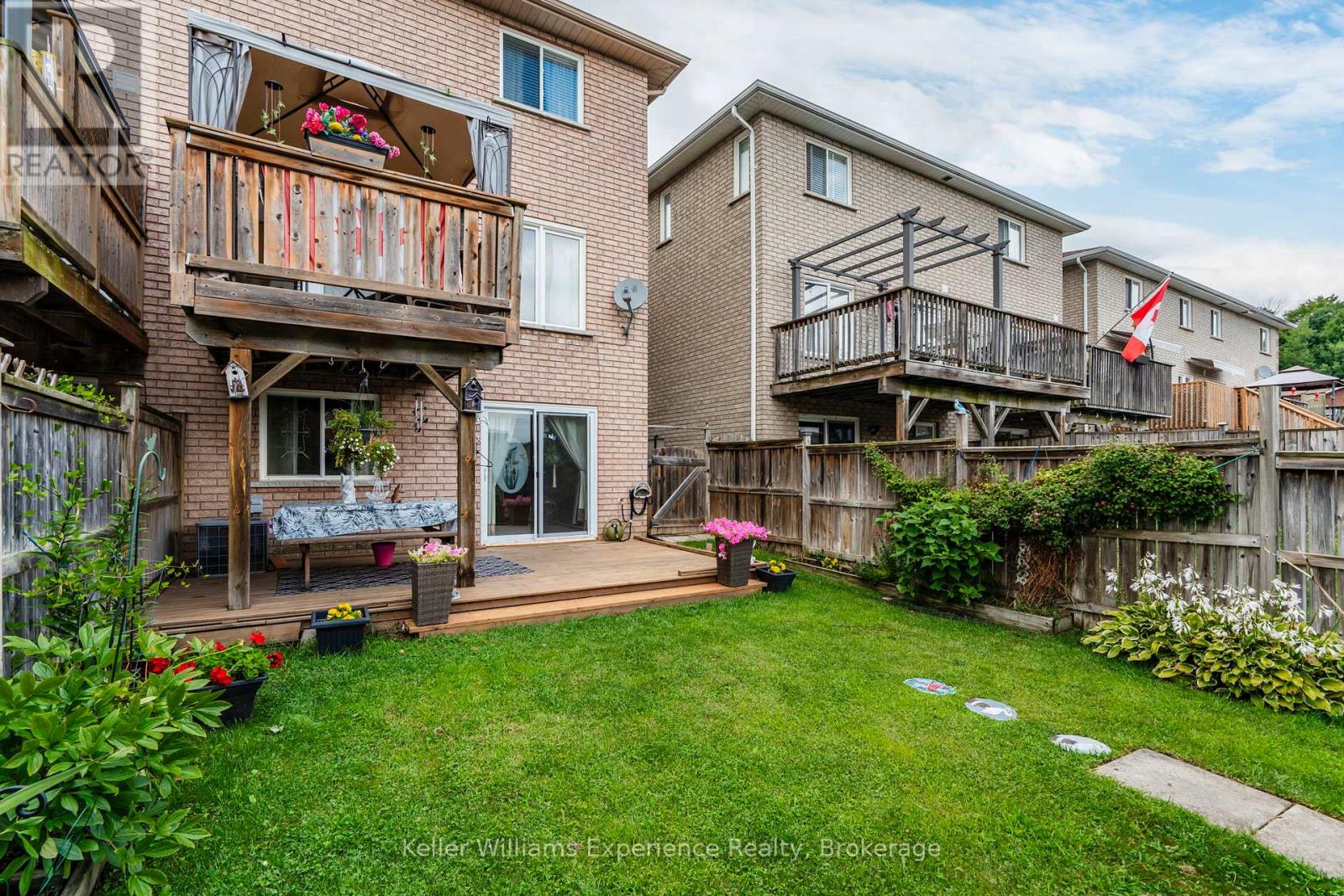 167 SOUTHWINDS CRESCENT — photo 22
