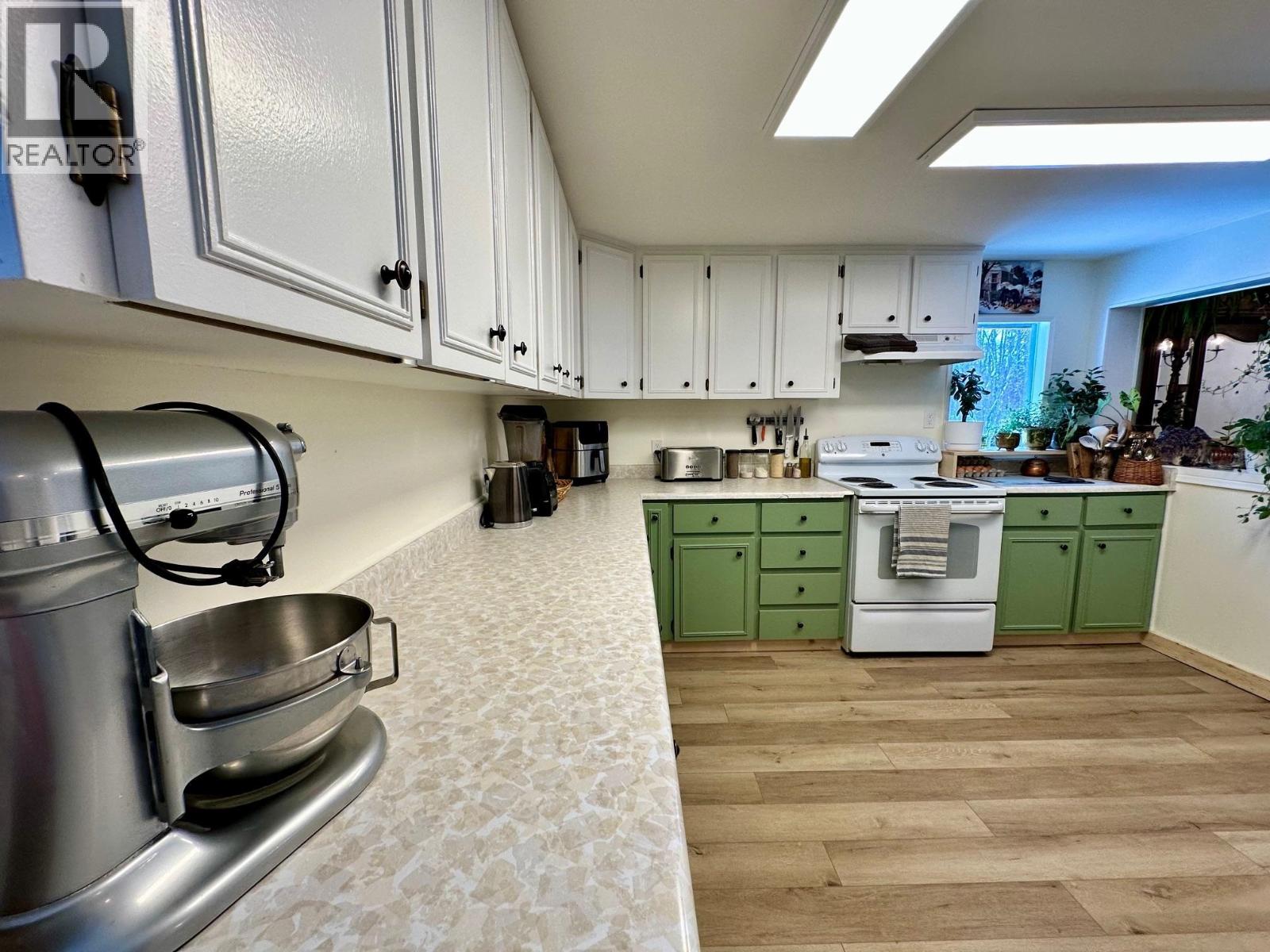 1291 COALMINE ROAD, Telkwa