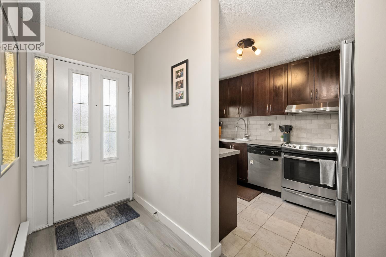 #48-11160 KINGSGROVE Avenue, Richmond