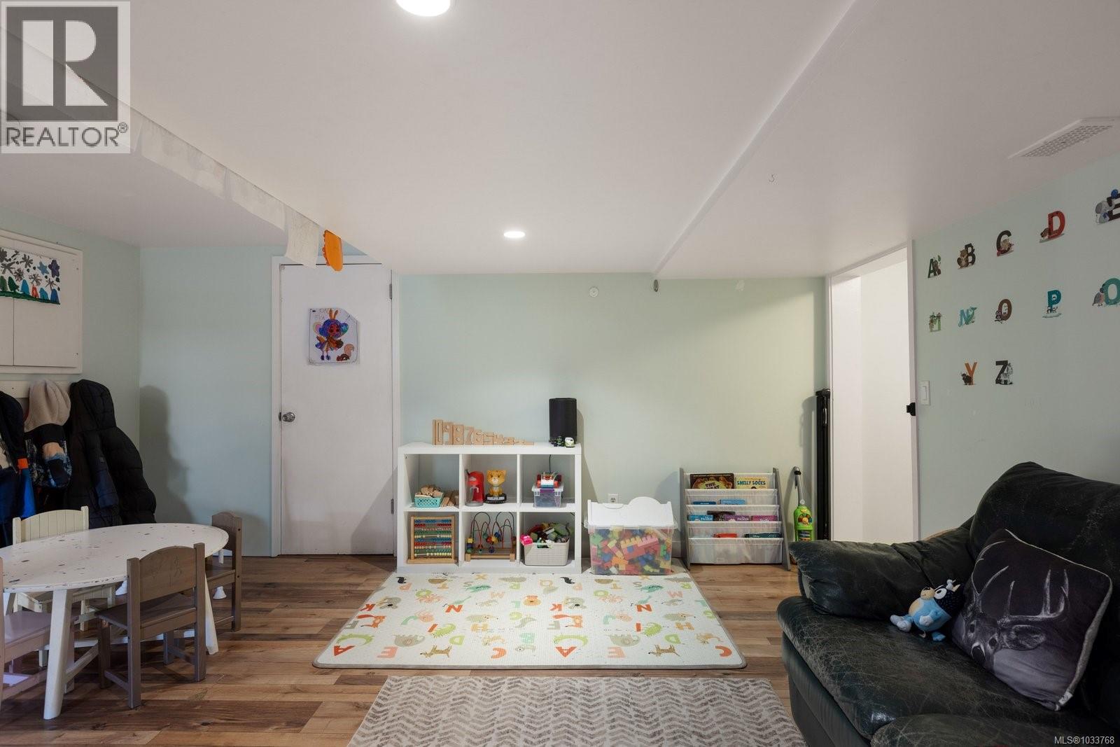  1233 Roy Road, Saanich