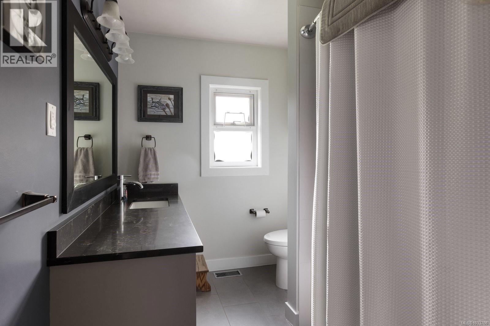  1233 Roy Road, Saanich