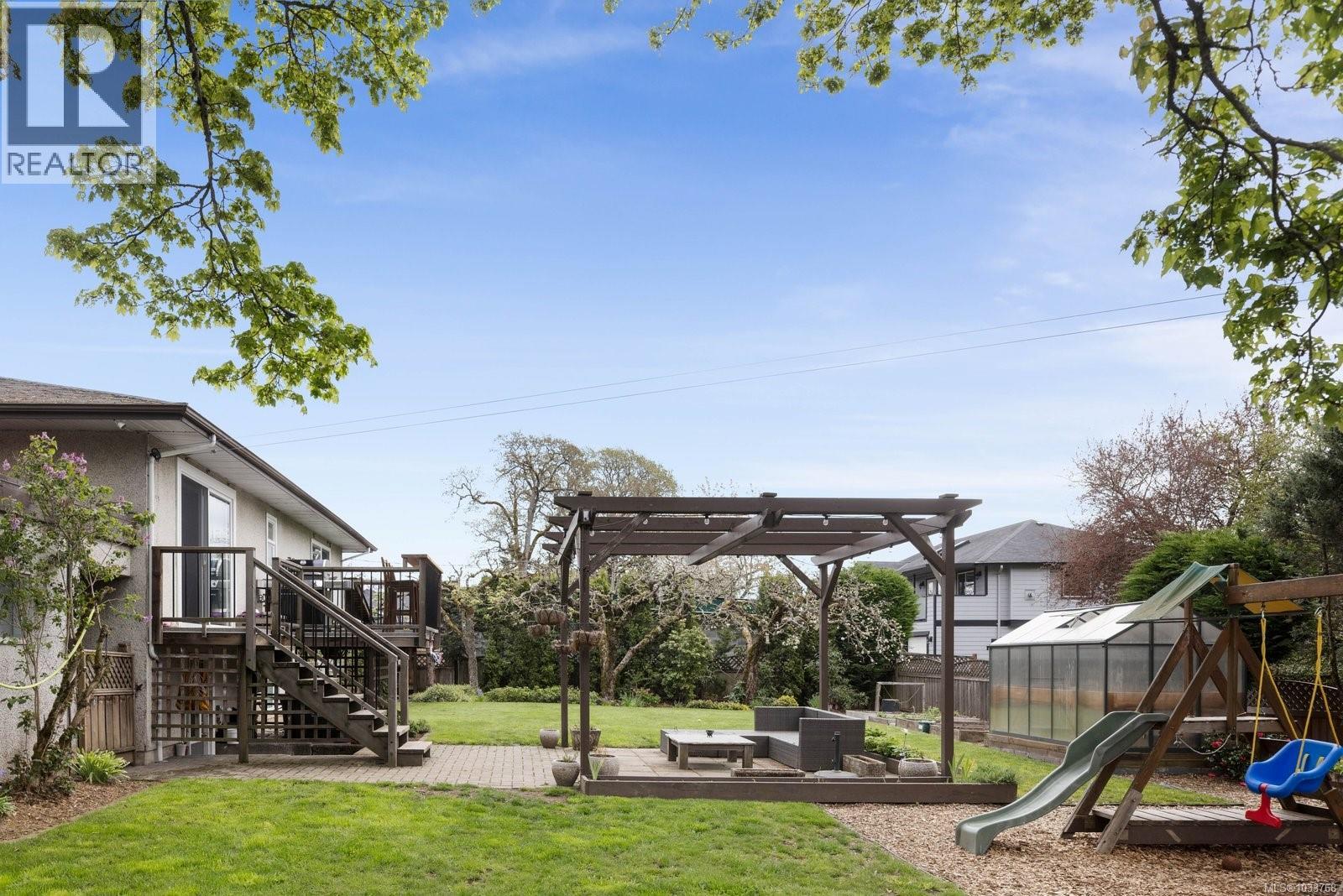  1233 Roy Road, Saanich