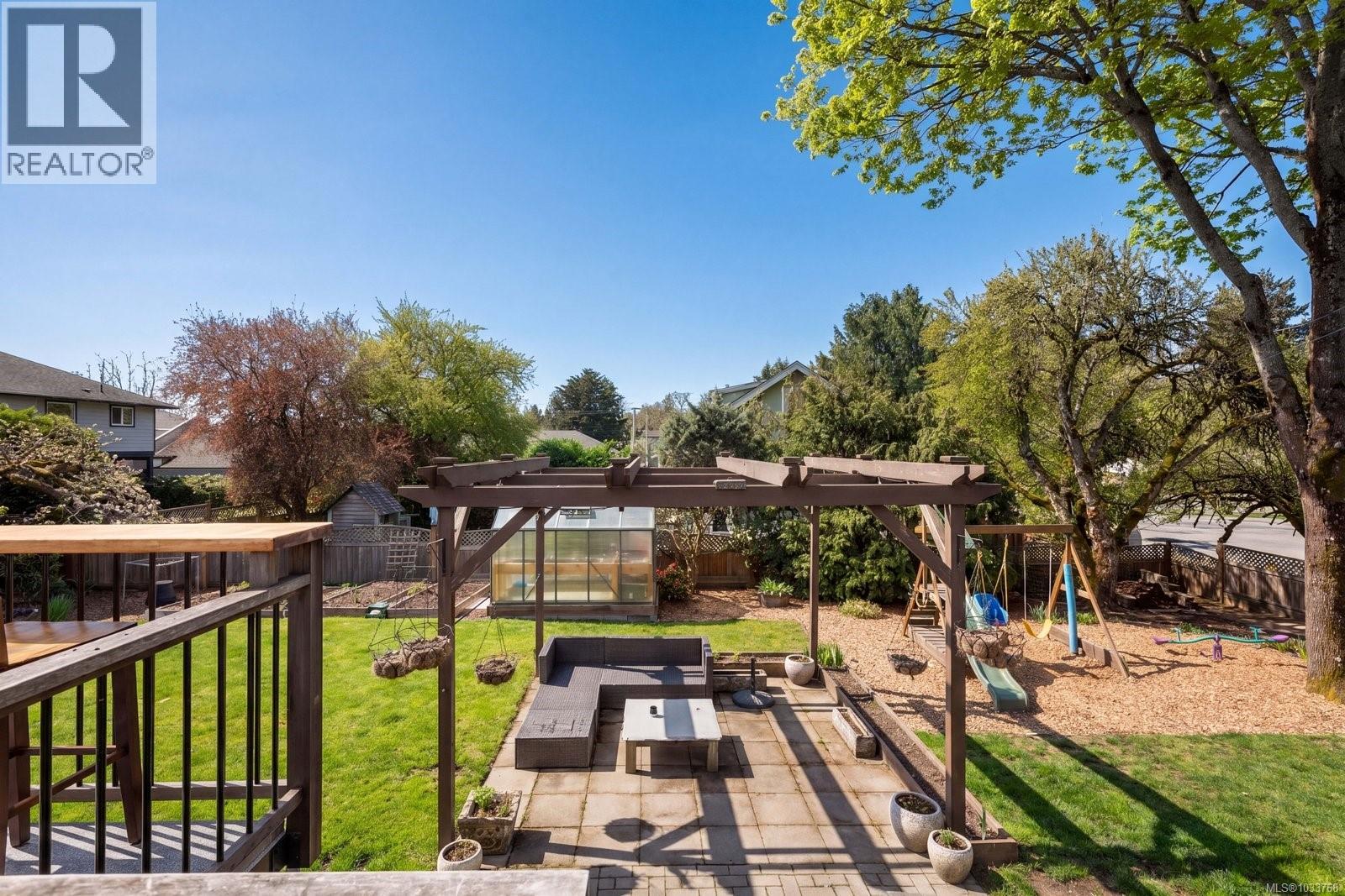  1233 Roy Road, Saanich