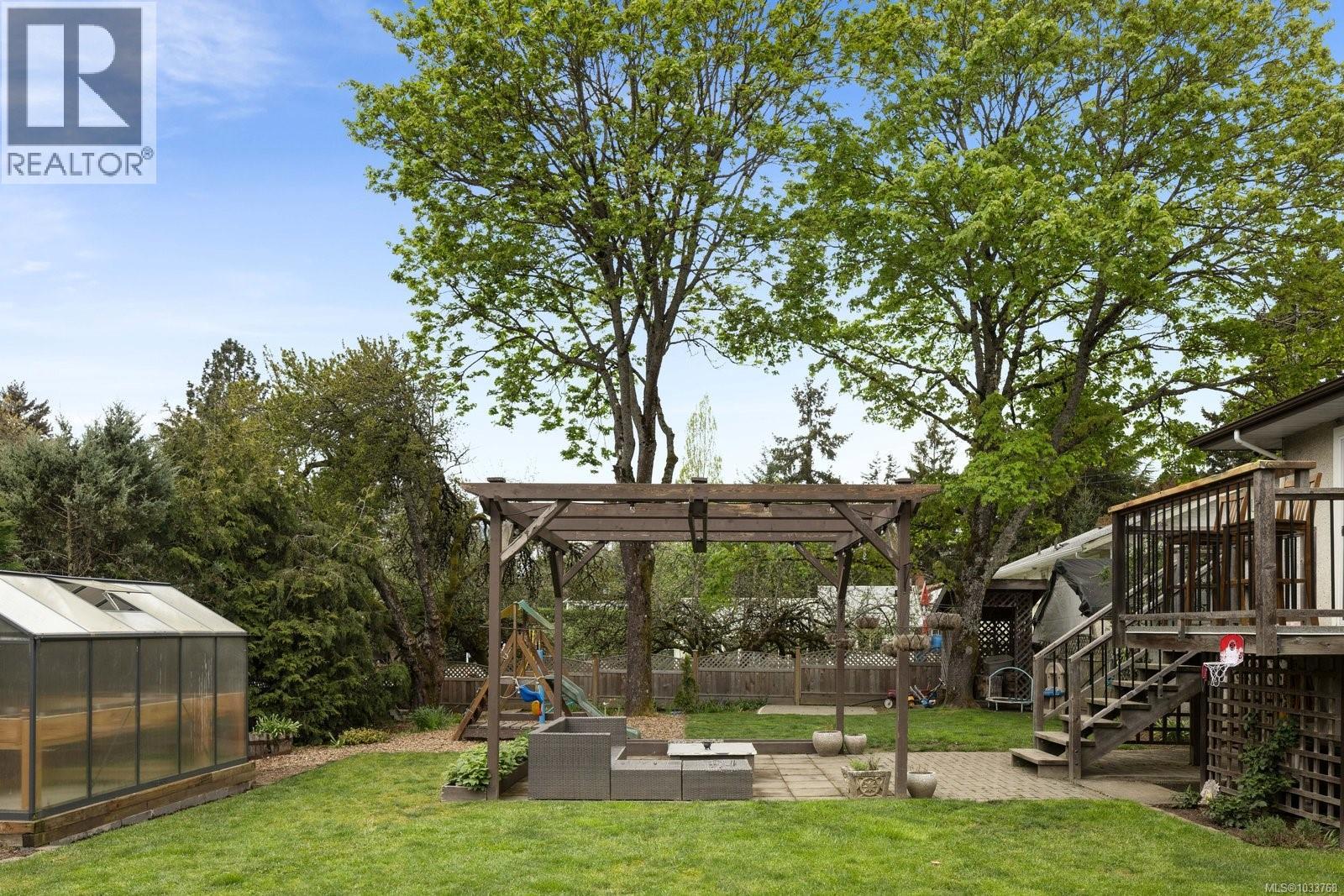  1233 Roy Road, Saanich