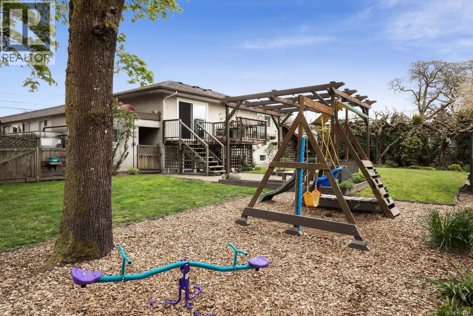  1233 Roy Road, Saanich