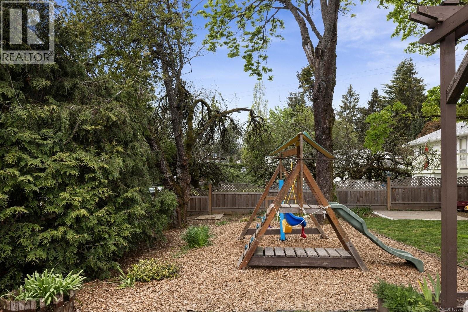  1233 Roy Road, Saanich