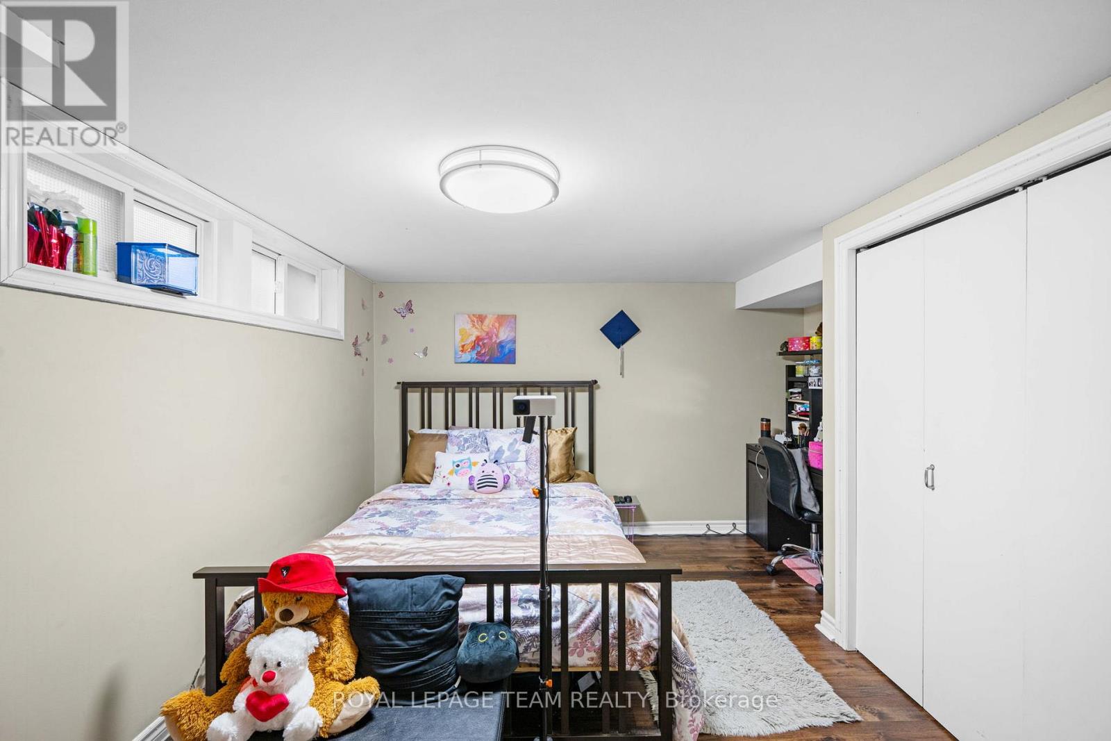 1986 FAIRBANKS AVENUE - 38