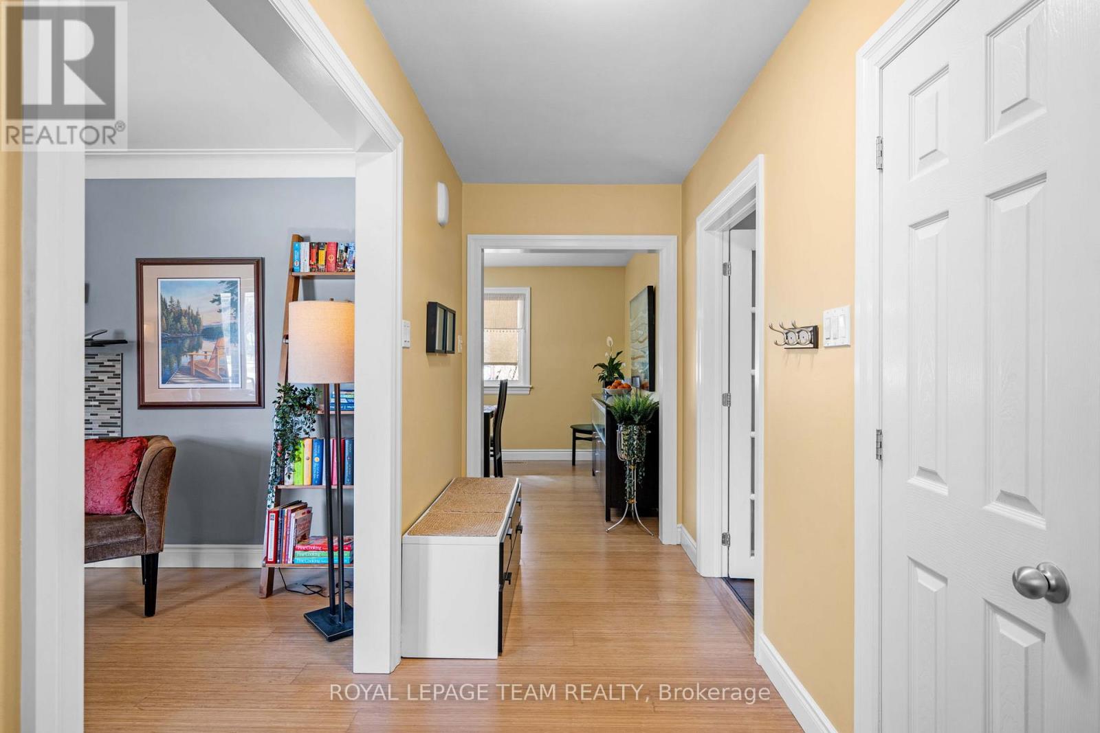 1986 FAIRBANKS AVENUE - 4