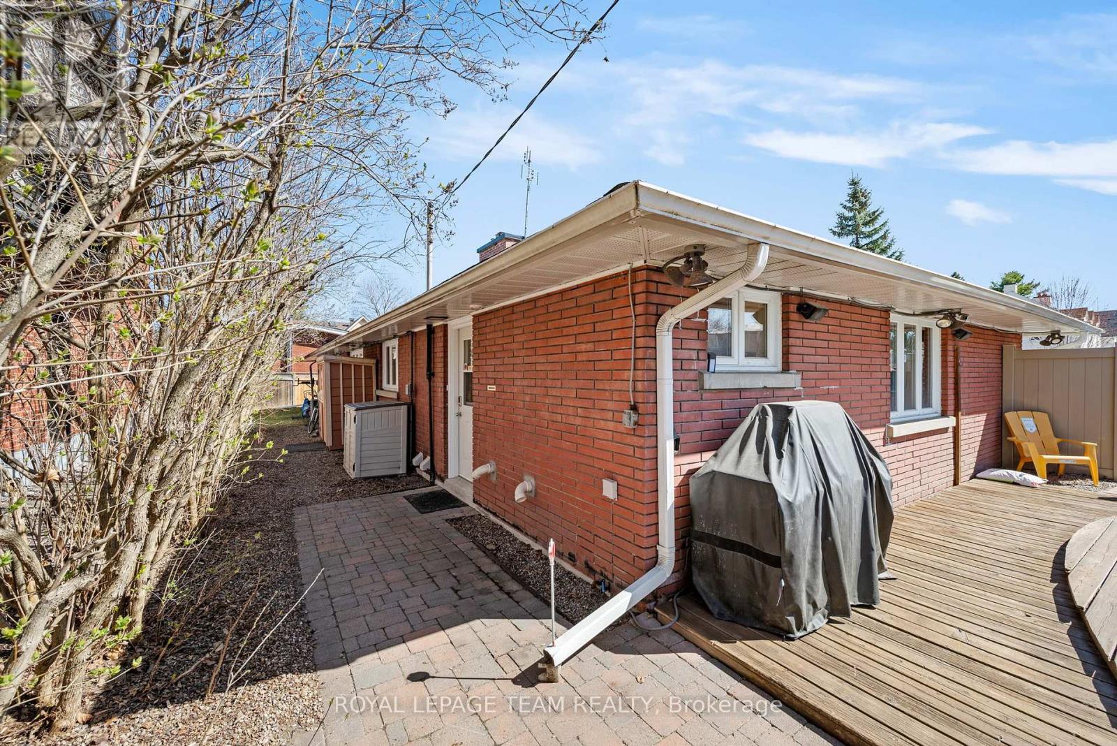 1986 FAIRBANKS AVENUE - 41
