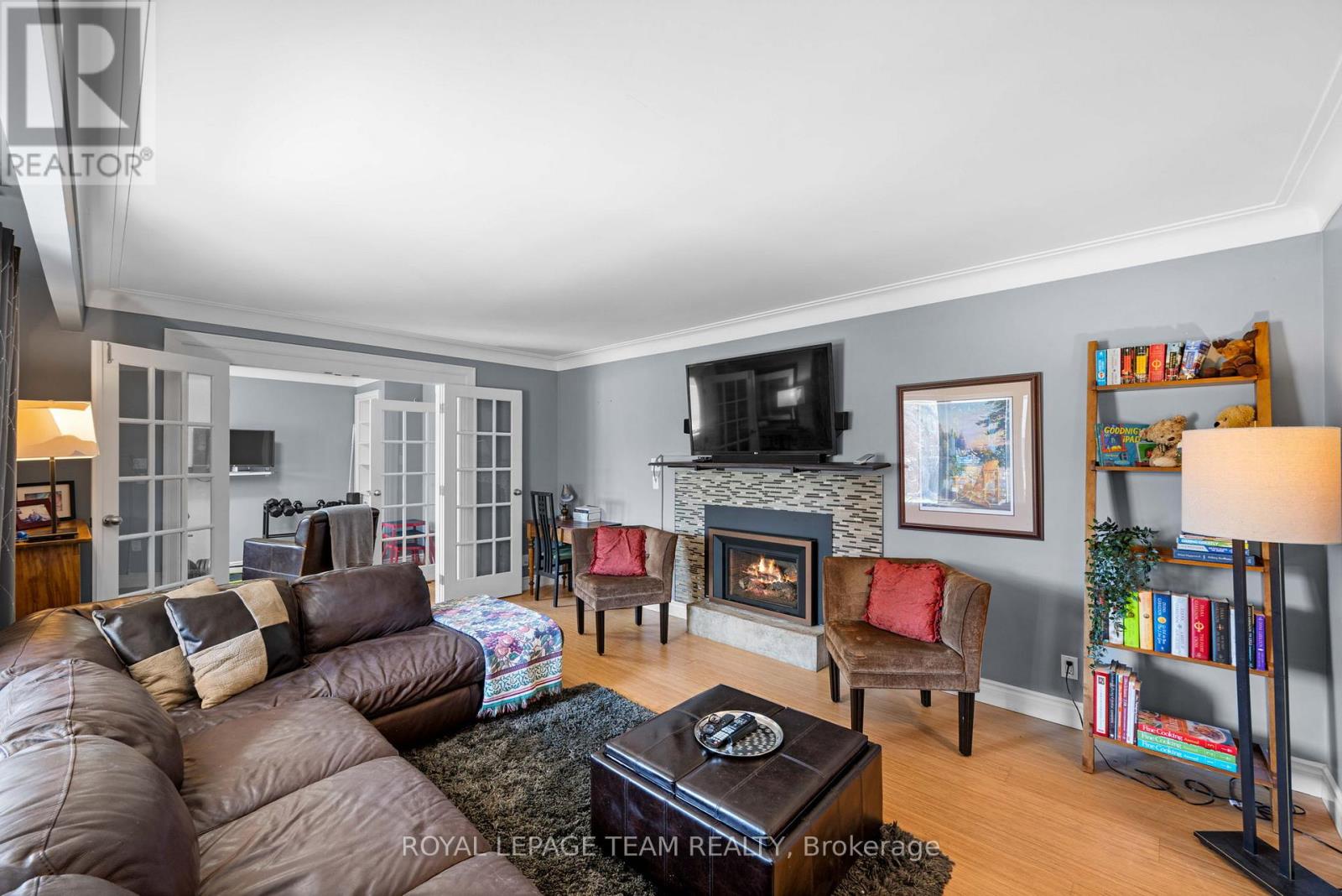 1986 FAIRBANKS AVENUE - 6