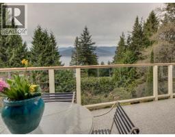 110 Oceanview Place, Lions Bay, BC V0N2E0 Photo 10