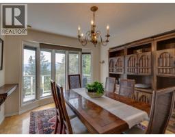 110 Oceanview Place, Lions Bay, BC V0N2E0 Photo 13