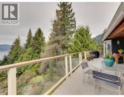 110 Oceanview Place, Lions Bay, BC V0N2E0 Photo 9