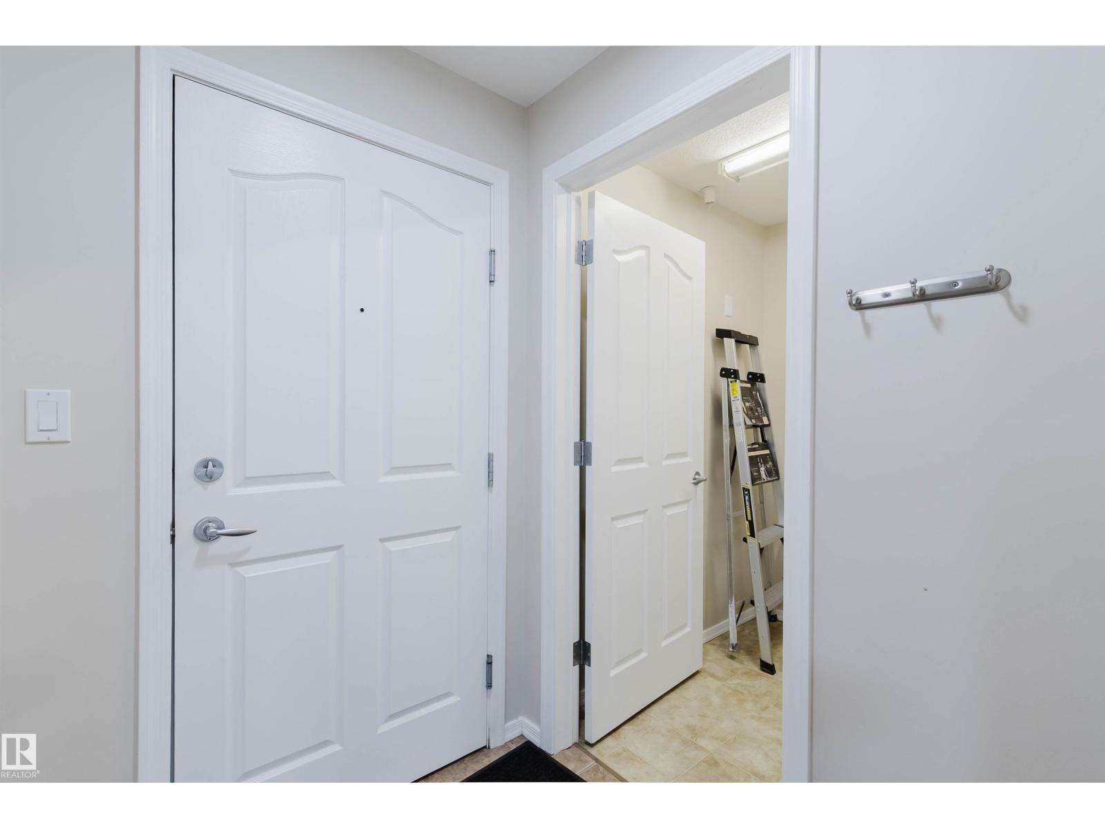 #204 1320 RUTHERFORD RD SW, Edmonton