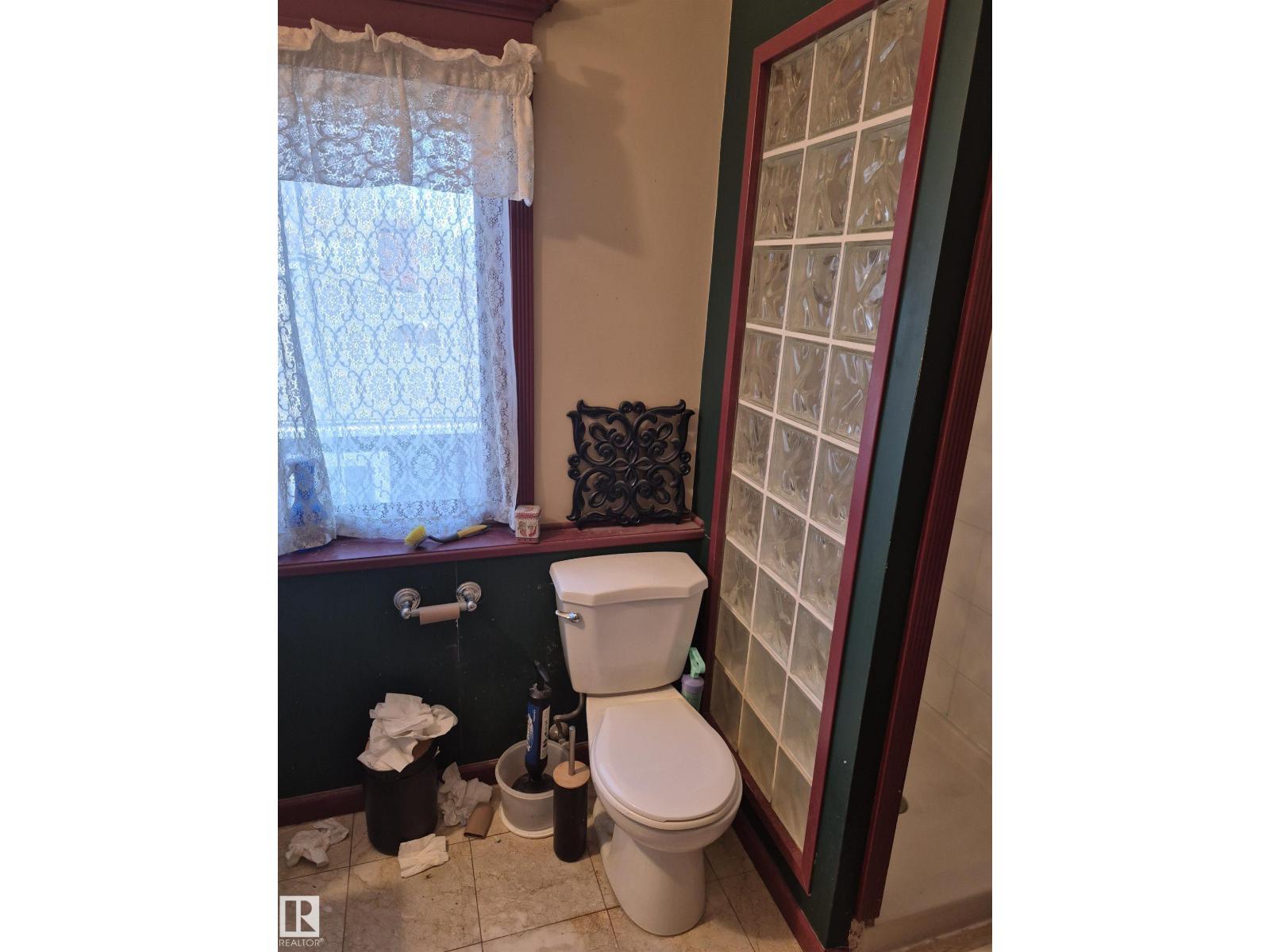 11301 87 ST NW, Edmonton