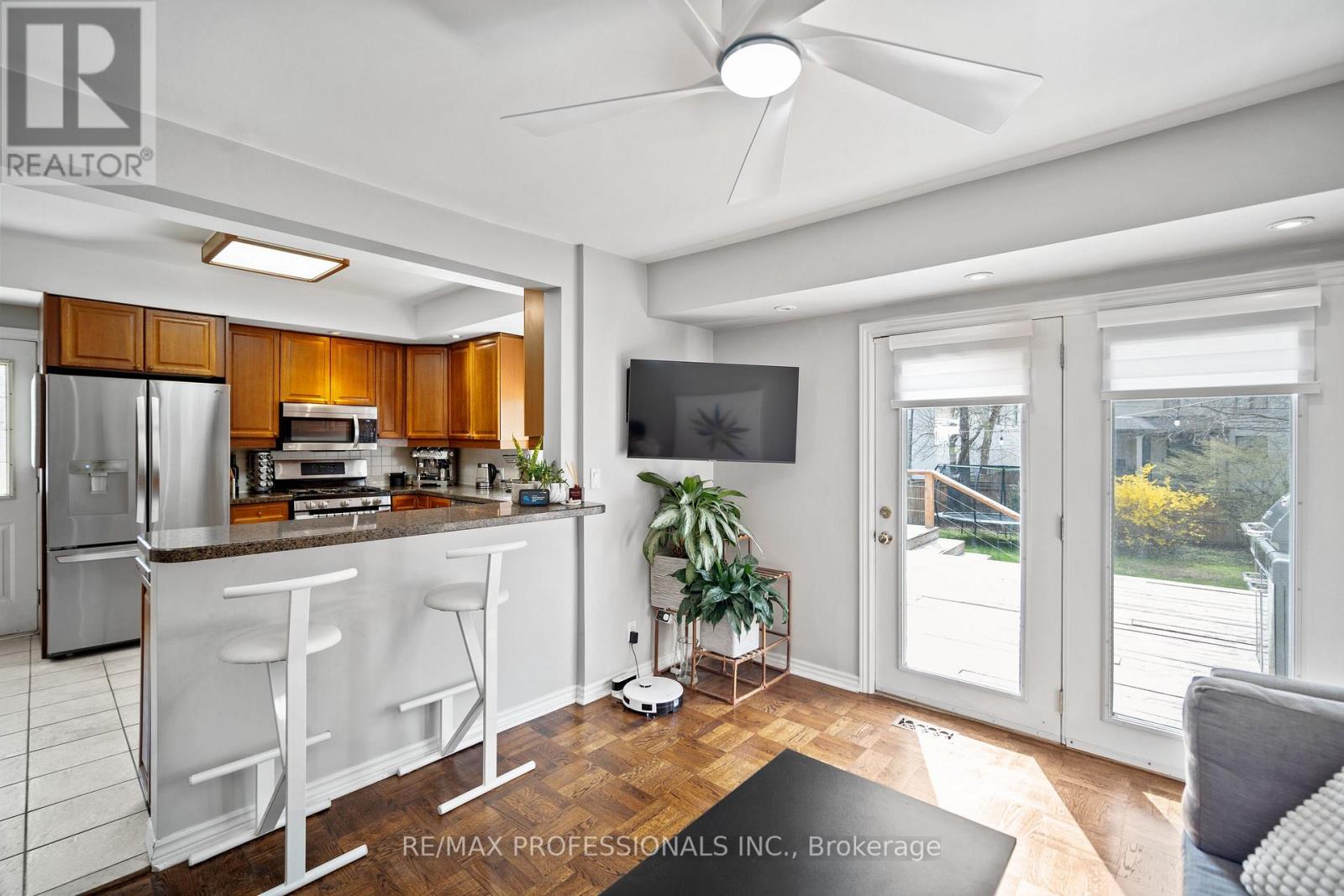 4625 DUNDAS STREET W - 19