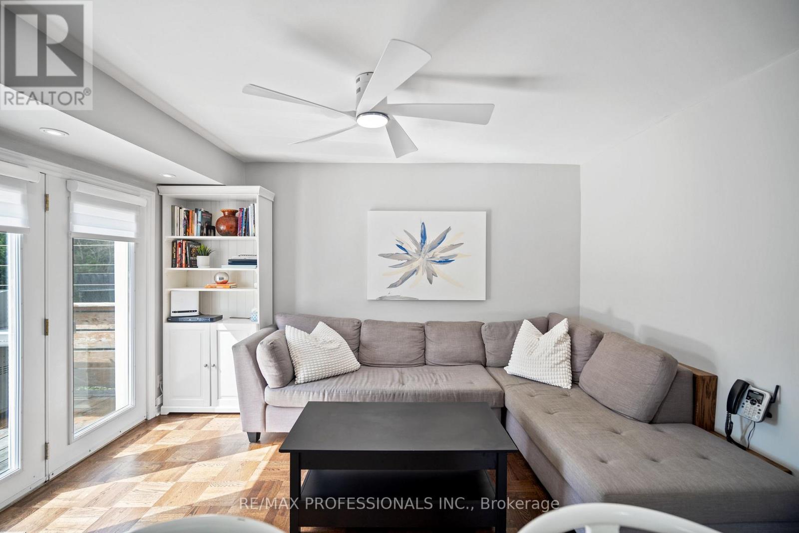 4625 DUNDAS STREET W - 20
