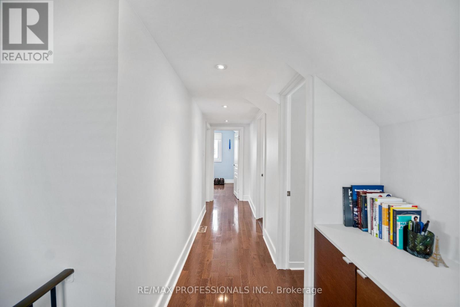 4625 DUNDAS STREET W - 22