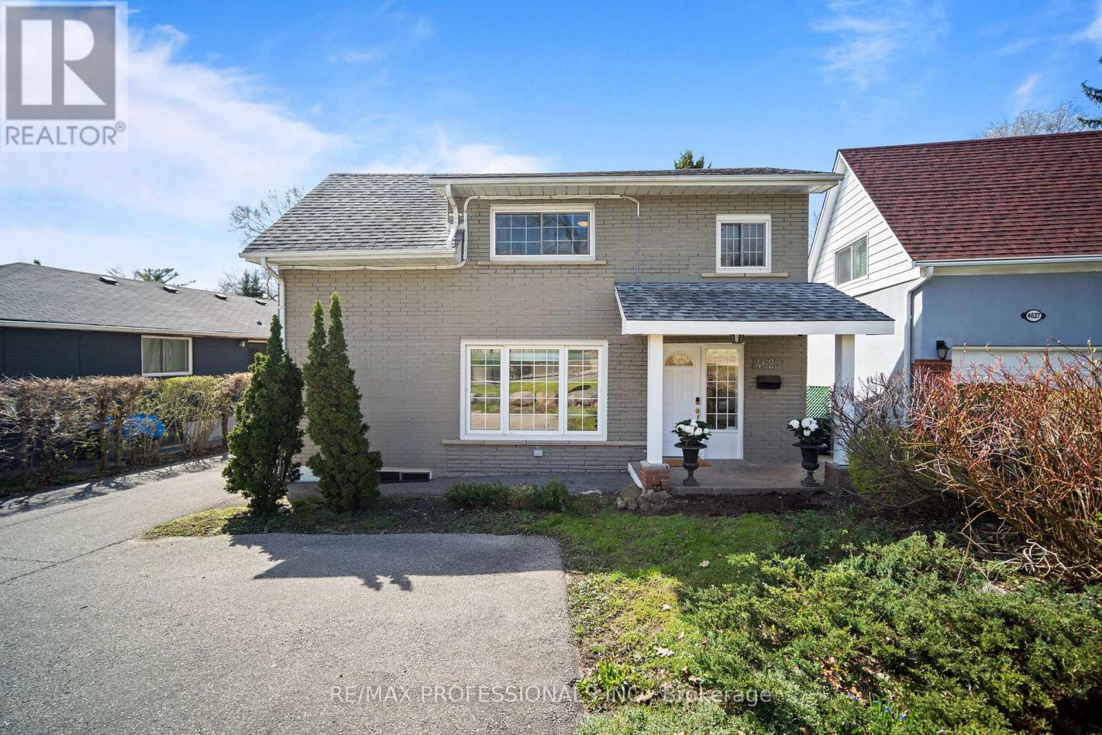 4625 DUNDAS STREET W - 4