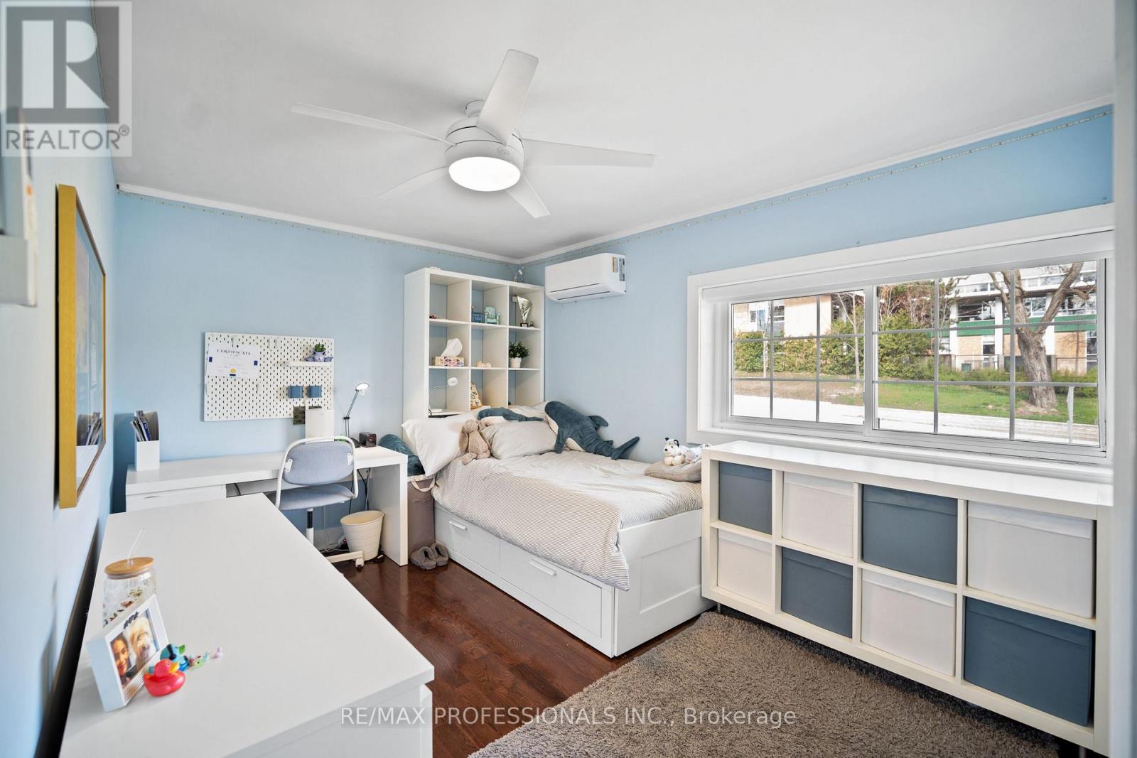 4625 DUNDAS STREET W - 27