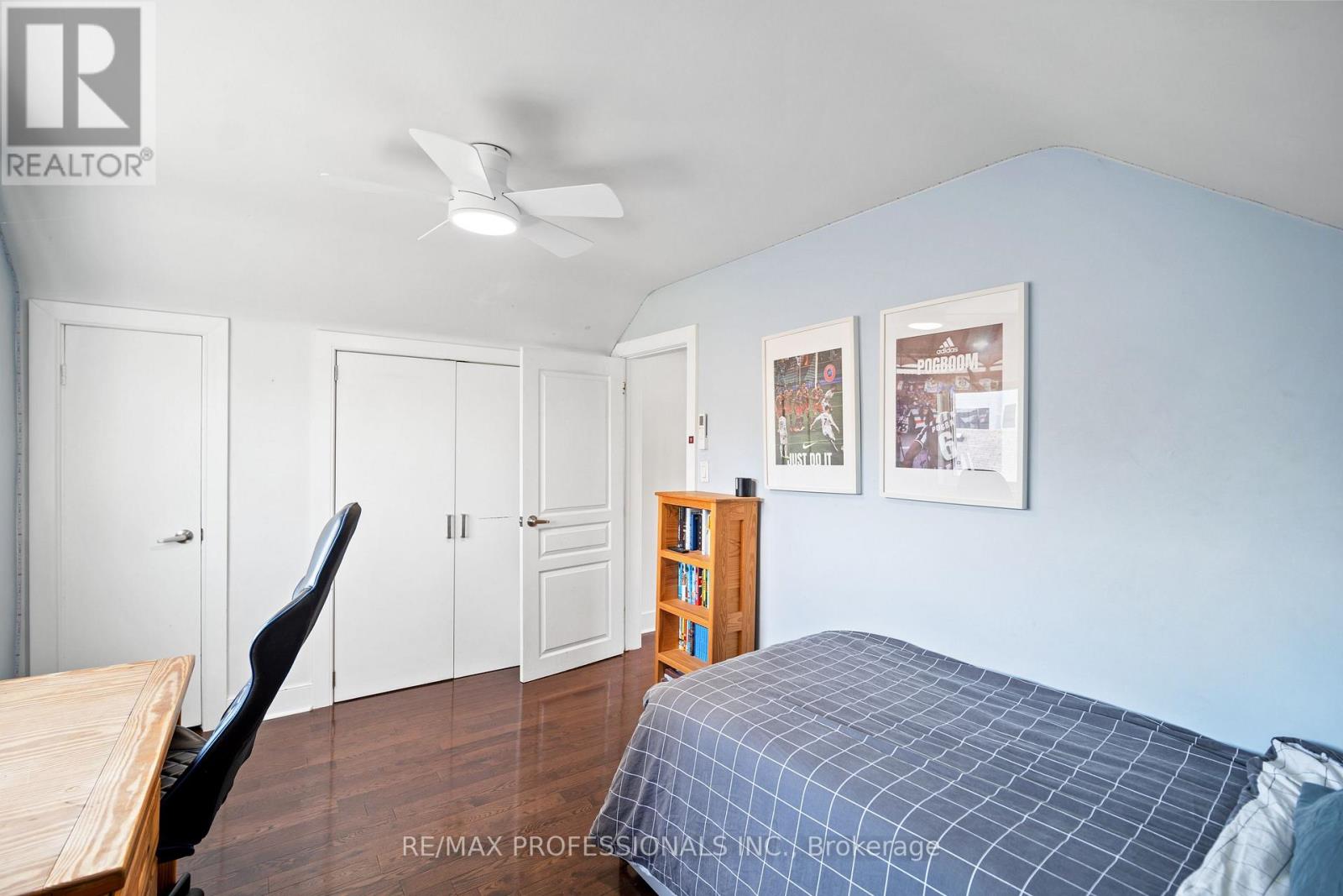 4625 DUNDAS STREET W - 23