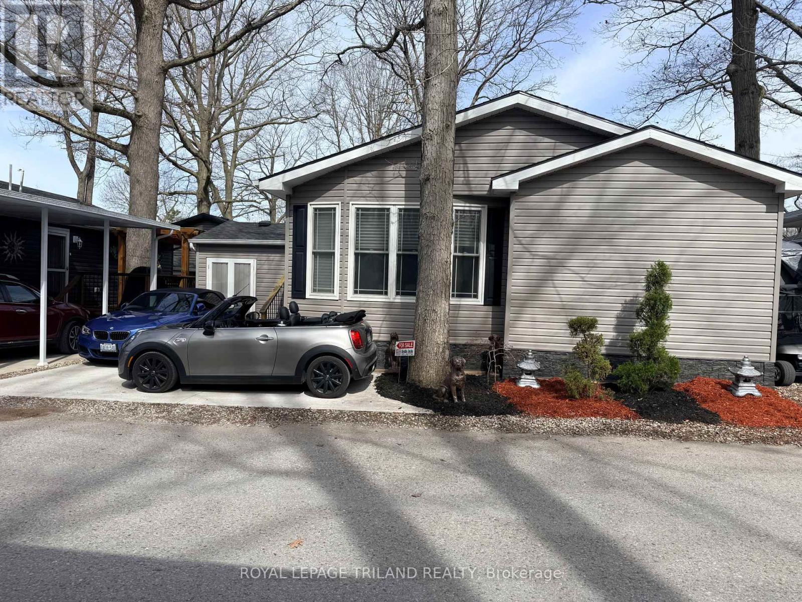 #56 22790 AMIENS ROAD - 1